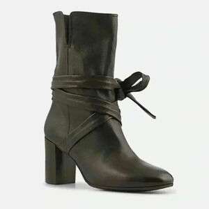 MINELLI Papillon made in Italy black leather ankle booties wrap style 35